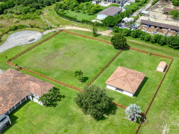 Redland No HOA, 27743 SW 172 Pl, Redland, Florida 33031, image 2