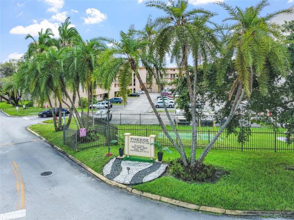 8895 Fontainebleau Blvd #107, Unincorporated Dade County, Florida 33172, image 1