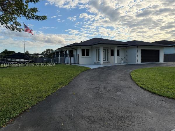 Country Club Estates Of Homestead, 17404 SW 245th Ter, Redland, Florida 33031, image 3