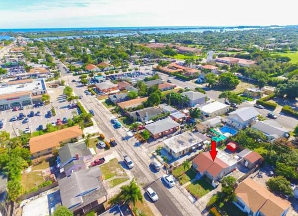 Estates Of South Palm Beach, 438 Malverne Rd #1, West Palm Beach, Florida 33405, image 1