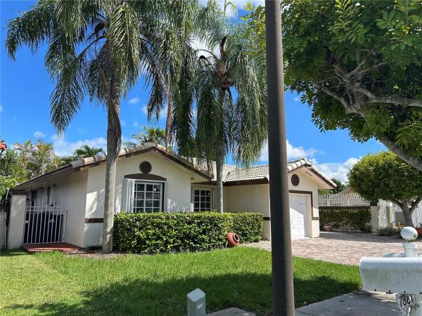 7891 SW 162nd Ct, Unincorporated Dade County, Florida 33193, image 2