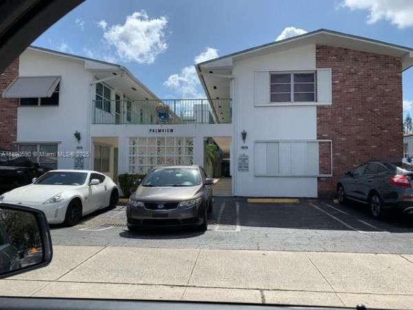 Palmview, 1824 Monroe St #4, Hollywood, Florida 33020, image 2