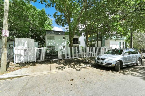East Little Havana, 641 NW 2nd St, Miami, Florida 33128, image 1