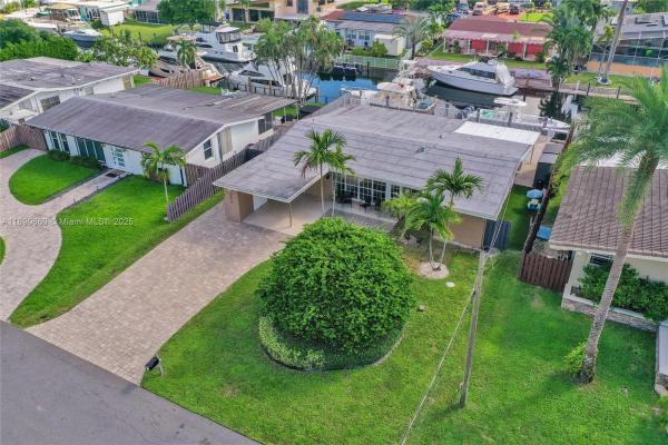 Lauderdale Isles, 2624 Nassau Ln, Fort Lauderdale, Florida 33312, image 2