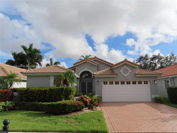 Palm Isles, 9755 Harbour Lake Cir, Boynton Beach, Florida 33437, image 1