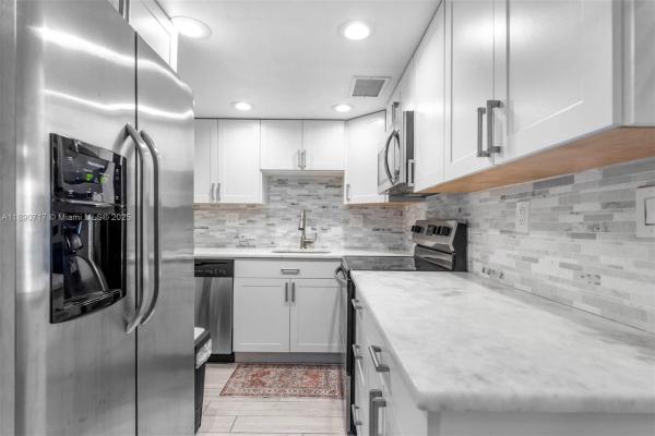 Bristol At River Shores, 2970 NE 16th Ave #208, Oakland Park, Florida 33334, image 1