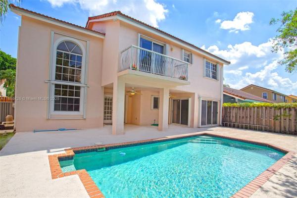 Secasa Homes, 15632 SW 109th Ter, The Hammocks, Florida 33196, image 3