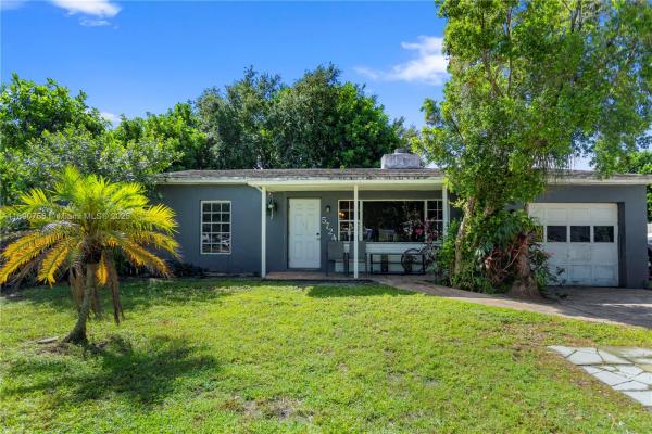 Hollywood Country Estates, 5724 Mckinley St, Hollywood, Florida 33021, image 1