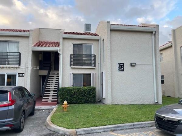 Embarcadero, 5304 NE 6th Ave #H15, Oakland Park, Florida 33334, image 1