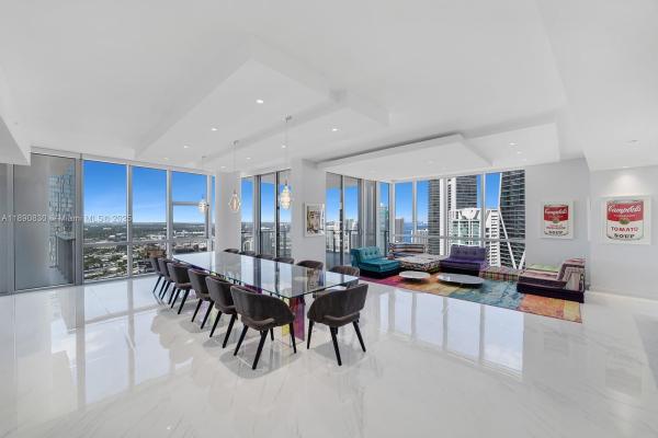 Paramount Miami Worldcenter, 851 NE 1st Ave #4401/4402, Miami, Florida 33132, image 1
