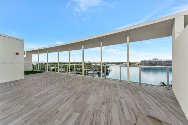 Peloro, 6620 Indian Creek Dr #711, Miami Beach, Florida 33141, image 1