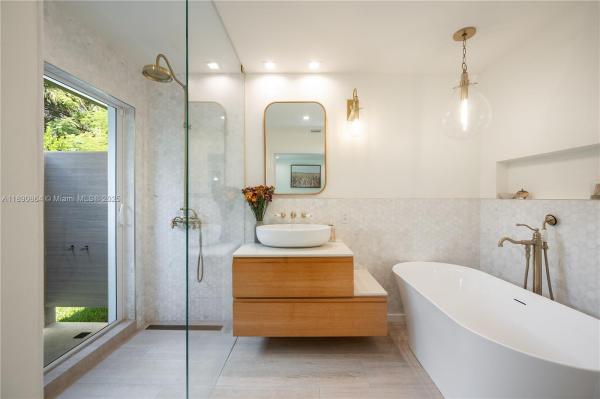 Westerfield Manor, 4250 SW 57th Ave, South Miami, Florida 33155, image 2