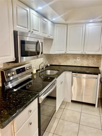 Casa Del Rio, 470 NW 20th St 2110, Boca Raton, Florida 33431, image 1