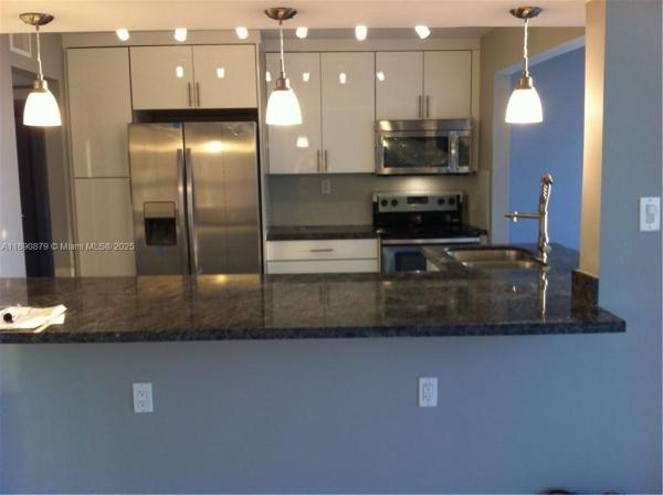 Reef East, 16558 NE 26 Ave 5i #5I, North Miami Beach, Florida 33160, image 1