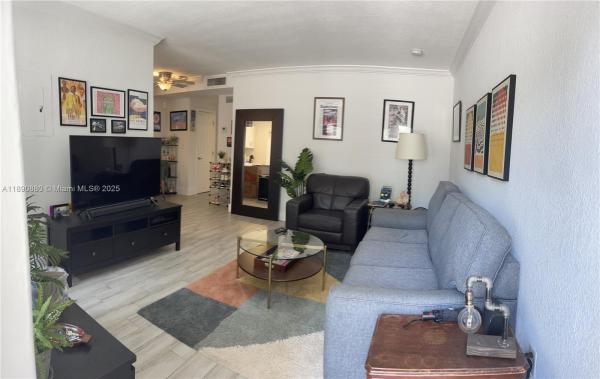 Edgewater Of Coral Gables, 95 Edgewater Dr #104, Coral Gables, Florida 33133, image 1