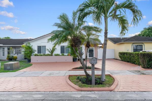 1112 SW 138th Pl, Unincorporated Dade County, Florida 33184, image 1
