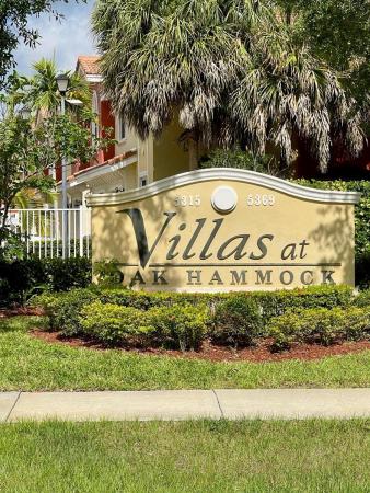Villas At Oak Hammock, 5347 SW 40th Ave, Dania Beach, Florida 33314, image 1
