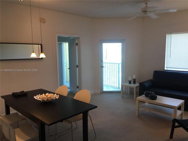 Valencia, 6001 SW 70 St #503, South Miami, Florida 33143, image 1