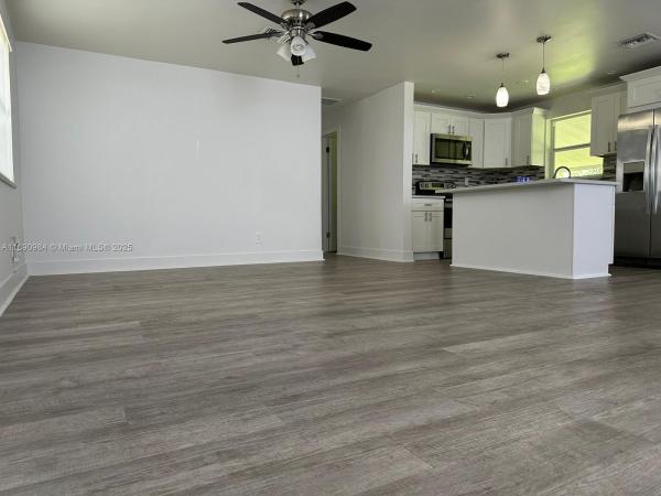Collier Estates, 5691 NE 7th Ter, Oakland Park, Florida 33334, image 1