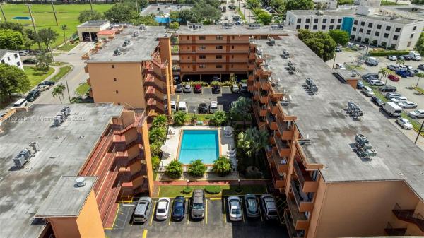 Westland, 1800 W 54th St #109, Hialeah, Florida 33012, image 2