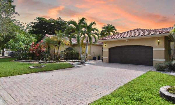 Hampton Lake, 523 Stonemont Dr, Weston, Florida 33326, image 1