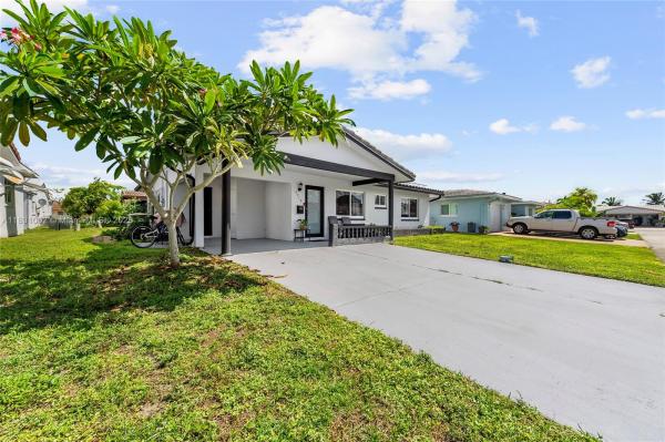 Green Haven 12, 5716 NW 86th Ave, Tamarac, Florida 33321, image 2