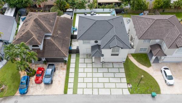 Marbella Park, 8248 NW 195th Ter, Hialeah, Florida 33015, image 3