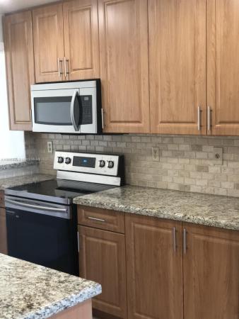 Racquet Club At Bonaventure, 151 Lakeview Dr #201, Weston, Florida 33326, image 1