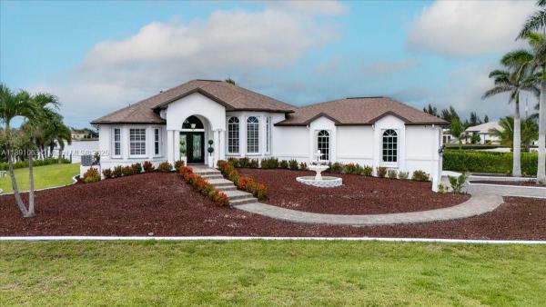 Cape Coral, 4213 Nw 28th St, Cape Coral, Florida 33993, image 2
