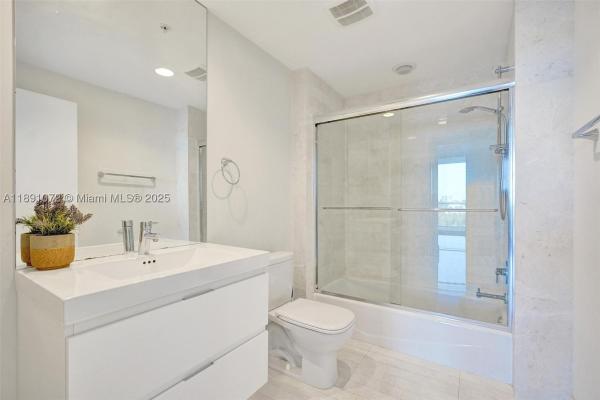 North Tower At Marina Palms, 17301 Biscayne Blvd #708, North Miami Beach, Florida 33160, image 1