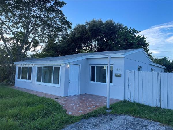 Fulford By The Sea, 1571 NE 176th St, North Miami Beach, Florida 33162, image 1