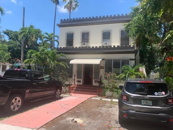 East Little Havana, 371 NW 3rd St, Miami, Florida 33128, image 1