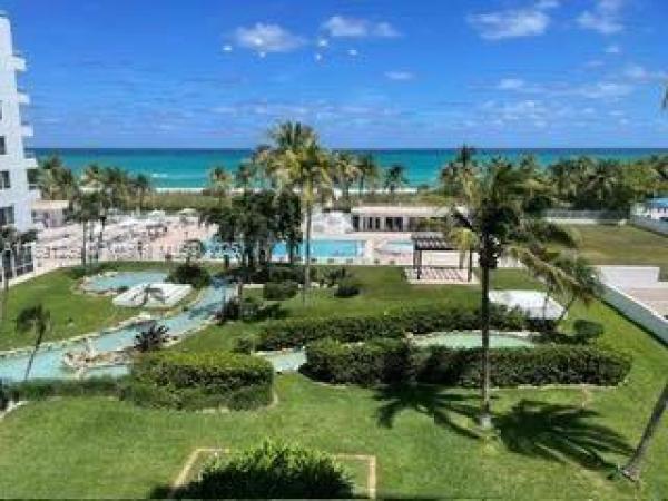 The Carriage Club, 5005 Collins Ave #411, Miami Beach, Florida 33140, image 1
