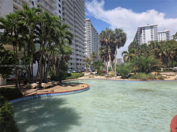 Winston Towers 600, 210 174th St #L18, Sunny Isles Beach, Florida 33160, image 1