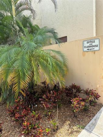 8415 SW 107th Ave #121W, Unincorporated Dade County, Florida 33173, image 1
