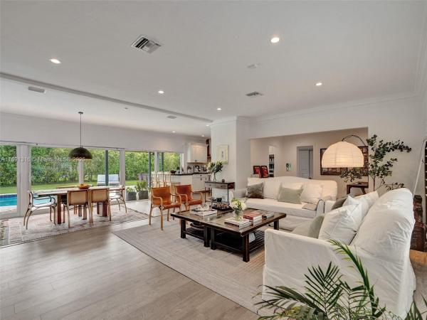 Garden Manor, 13555 SW 74th Ave, Pinecrest, Florida 33156, image 1