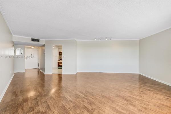 Commodore Plaza Tower, 2750 NE 183 St #607, Aventura, Florida 33160, image 1