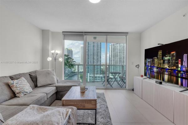 Brickell On The River North Tower, 31 SE 5th St #2607, Miami, Florida 33131, image 1