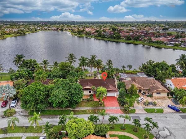 Bird Lakes North, 4521 SW 146th Ct, Kendale Lakes, Florida 33175, image 3