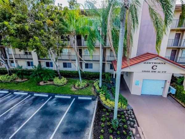 Hawthorne At Century Village, 13100 SW 11th Ct #107C, Pembroke Pines, Florida 33027, image 2