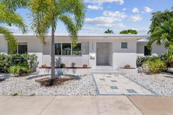 Hollywood Lakes, 1459 Jefferson St, Hollywood, Florida 33020, image 1