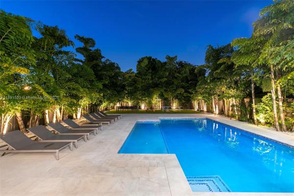 Coral Villas, 6529 SW 30th St, Coral Terrace, Florida 33155, image 2