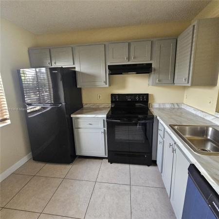 Lakeshore At University Park, 8540 N Sherman Cir #202, Miramar, Florida 33025, image 1
