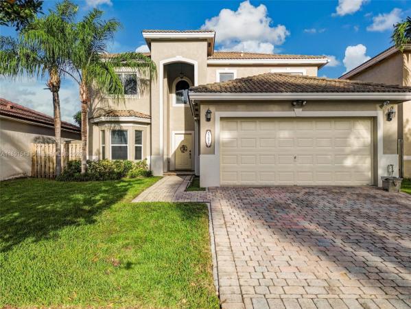 Pelican Bay At Old Cutler Lakes, 21071 SW 88th Ct, Cutler Bay, Florida 33189, image 1