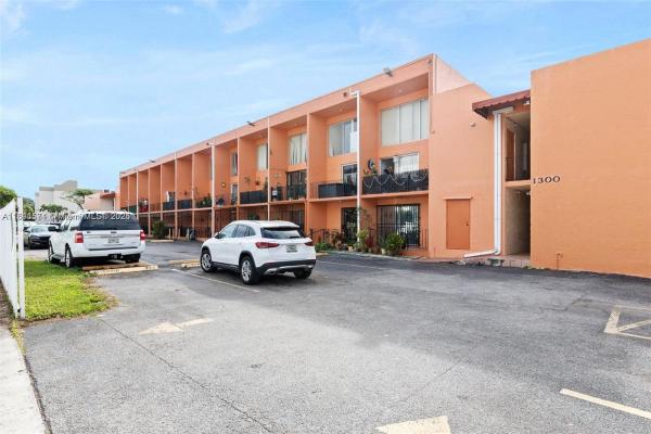 Bellas Villas, 1300 W 47 Pl #223, Hialeah, Florida 33012, image 1