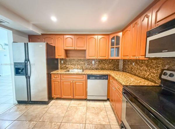 7917 SW 104th St F101 #101-F, Unincorporated Dade County, Florida 33156, image 1