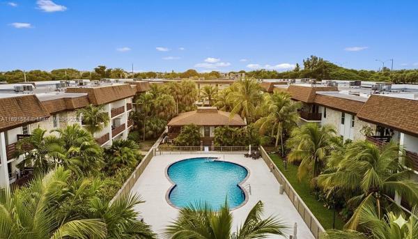7477 SW 82nd St C-117 #C-117, Miami, Florida 33143, image 1