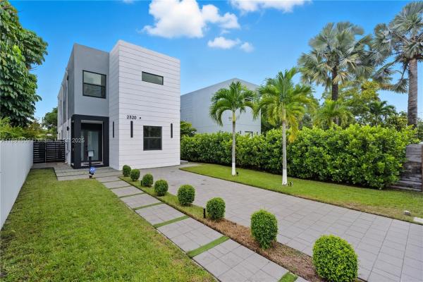 Grapeland, 2320 SW 14th St, Miami, Florida 33145, image 1