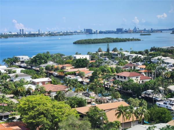Bayview Towers South, 2100 Sans Souci Blvd Ph F2 #F2, North Miami, Florida 33181, image 1