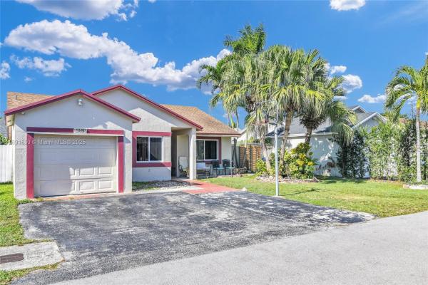 13520 SW 116th Ct, Unincorporated Dade County, Florida 33176, image 1